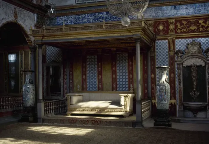 Framed Print : Turkey. Istanbul. Topkapi Palace. Great Hall Framed Print : Turkey. Istanbul. Topkapi Palace. Great Hall