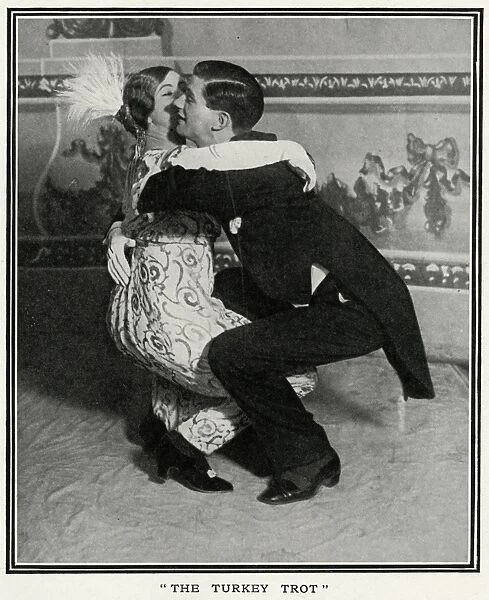 The Turkey Trot dance craze, 1912