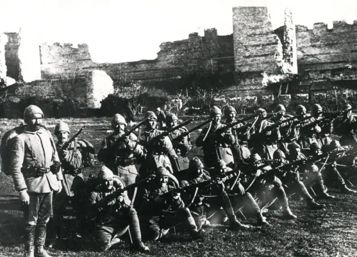 Framed Print : Turkish infantry drilling, Yedikule, Turkey, WW1 Framed Print : Turkish infantry drilling, Yedikule, Turkey, WW1