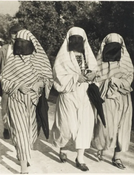 Framed Print : Three Turkish Women - veiled Framed Print : Three Turkish Women - veiled