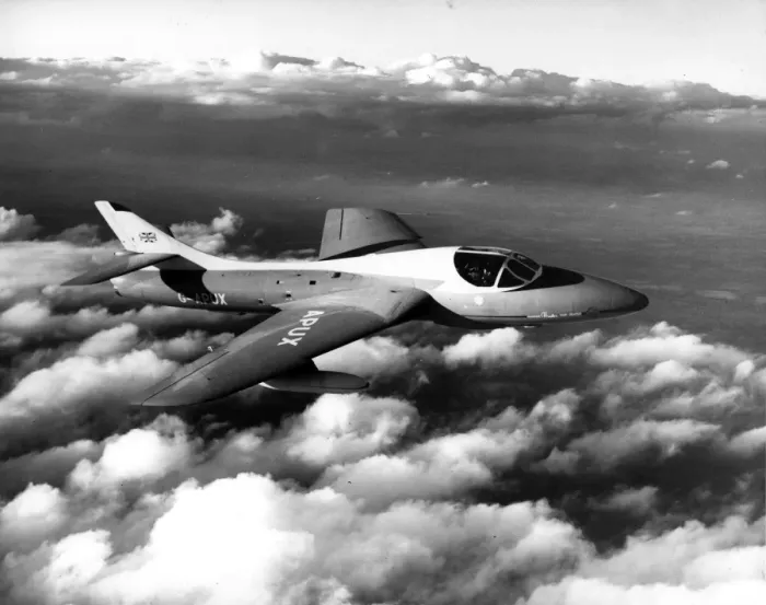 Framed Print : Two-seat Hawker Hunter 66A company demonstrator G-APUX Framed Print : Two-seat Hawker Hunter 66A company demonstrator G-APUX