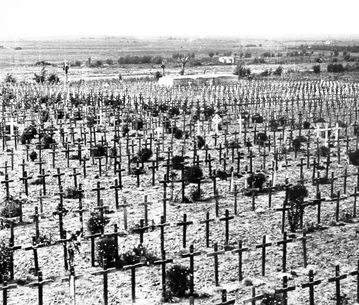 Framed Print : Tyncot cemetery at Passchendale Ridge - WW1 Framed Print : Tyncot cemetery at Passchendale Ridge - WW1