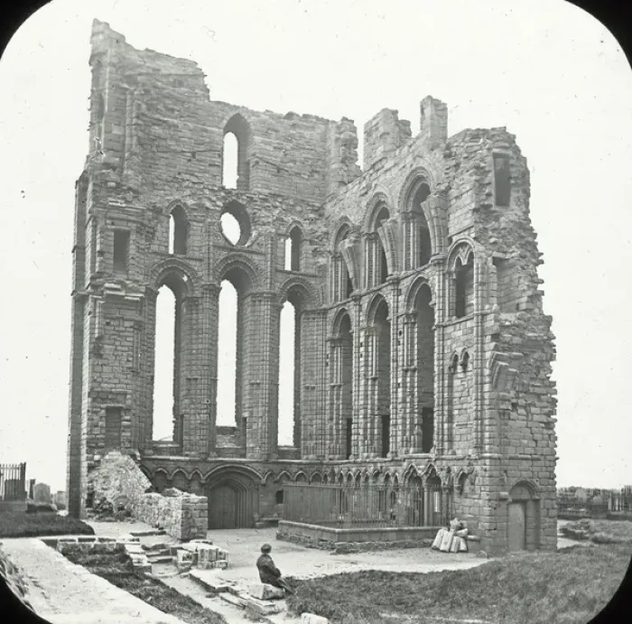 Framed Print : Tynemouth Castle and Priory, North Tyneside, Tyne and Wear Framed Print : Tynemouth Castle and Priory, North Tyneside, Tyne and Wear