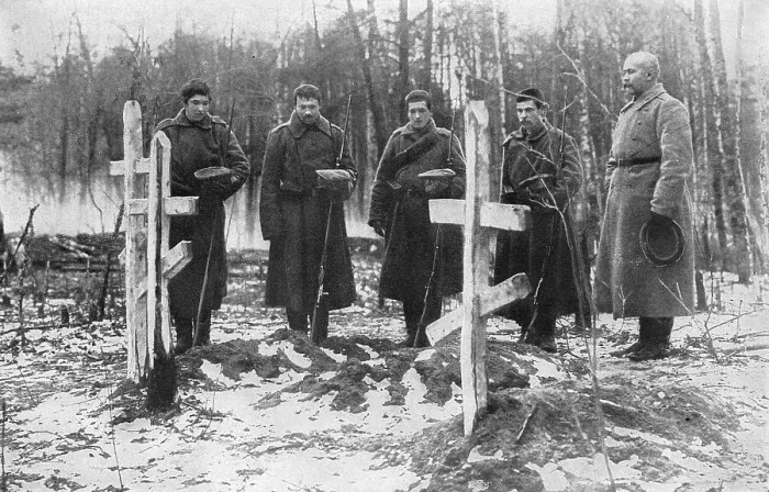 Framed Print : Typical graves of Russian soldiers, Russia, WW1 Framed Print : Typical graves of Russian soldiers, Russia, WW1