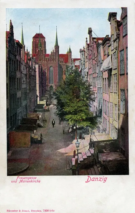 Framed Print : Ulica Mariacka and Bazylika Mariacka, Gdansk, Poland Framed Print : Ulica Mariacka and Bazylika Mariacka, Gdansk, Poland