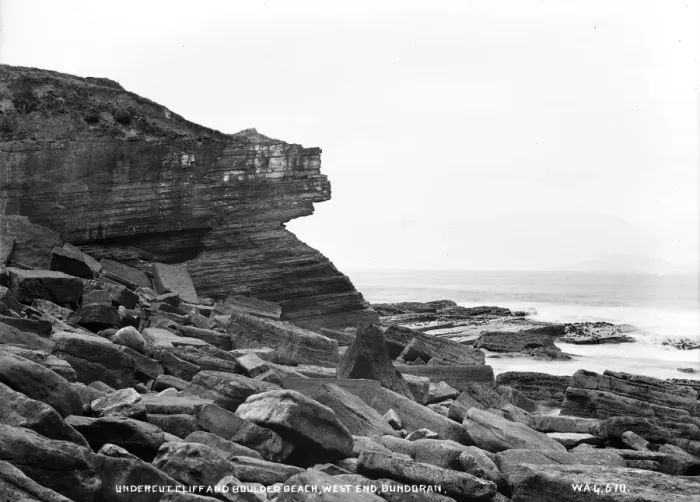 Framed Print : Undercut Cliff and Boulder Beach, West End, Bundoran Framed Print : Undercut Cliff and Boulder Beach, West End, Bundoran