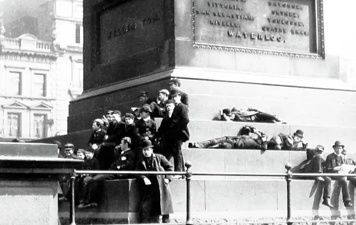Framed Print : Unemployed men, Wellington Column, Liverpool