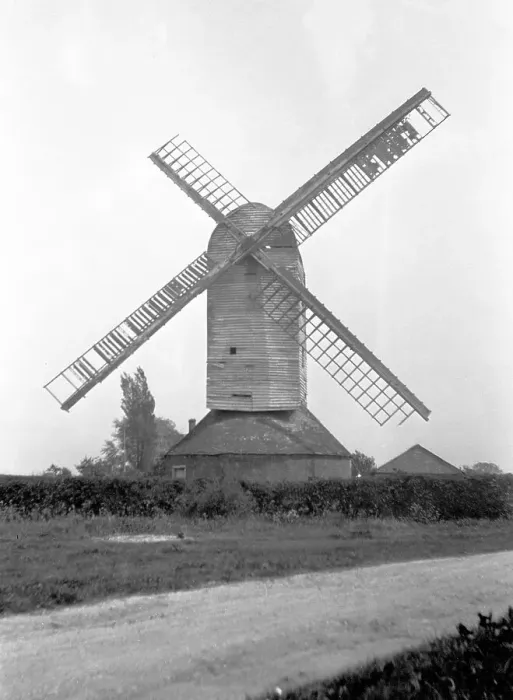 Framed Print : An unidentified English windmill Framed Print : An unidentified English windmill