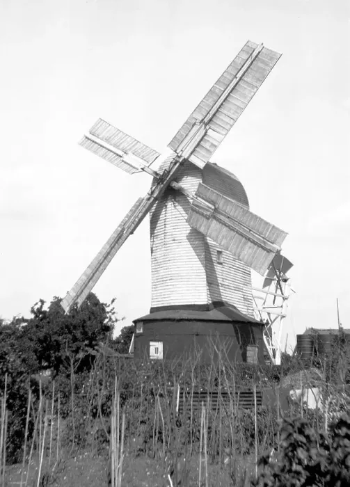 Framed Print : An unidentified English windmill Framed Print : An unidentified English windmill