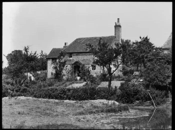 Framed Print : Unidentified house with pond in the foreground Framed Print : Unidentified house with pond in the foreground