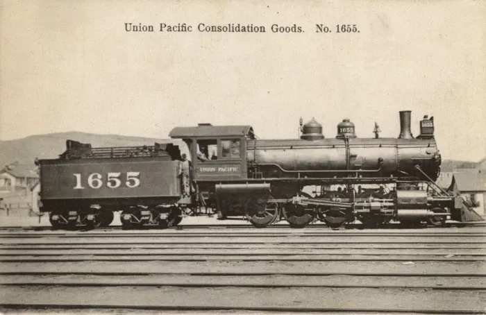 Framed Print : Union Pacific goods locomotive 1655, America Framed Print : Union Pacific goods locomotive 1655, America