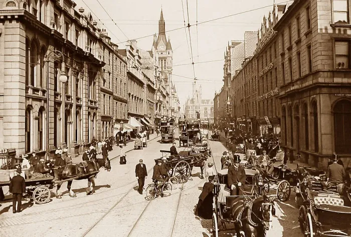Framed Print : Union Street, Aberdeen Framed Print : Union Street, Aberdeen
