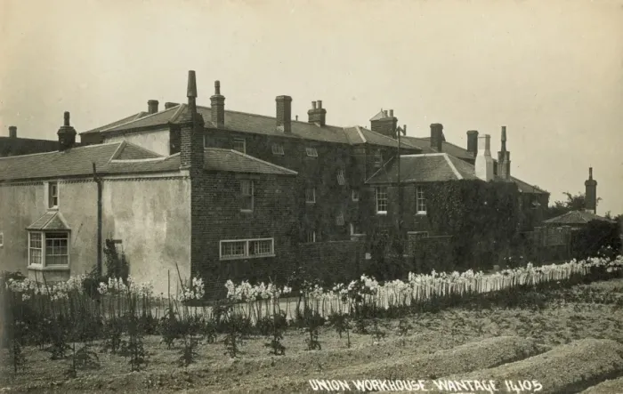Framed Print : Union Workhouse, Wantage, Oxfordshire Framed Print : Union Workhouse, Wantage, Oxfordshire