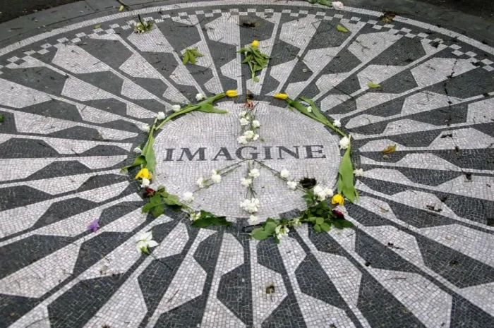 Framed Print : United States. New York. Central Park. Strawberry Fields. Me Framed Print : United States. New York. Central Park. Strawberry Fields. Me