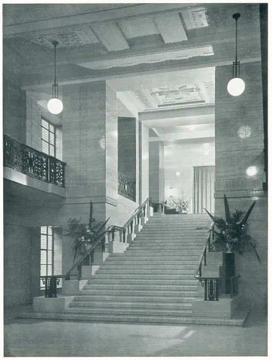 Framed Print : University Of London Senate House Staircase Framed Print : University Of London Senate House Staircase