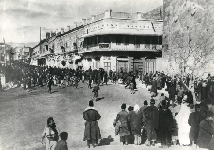 Framed Print : Unofficial surrender of Jerusalem, WW1 Framed Print : Unofficial surrender of Jerusalem, WW1