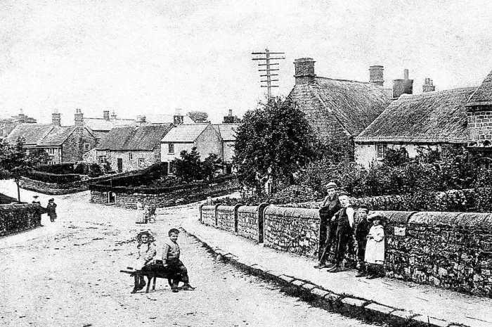 Framed Print : Upper End, Baslow early 1900's Framed Print : Upper End, Baslow early 1900's
