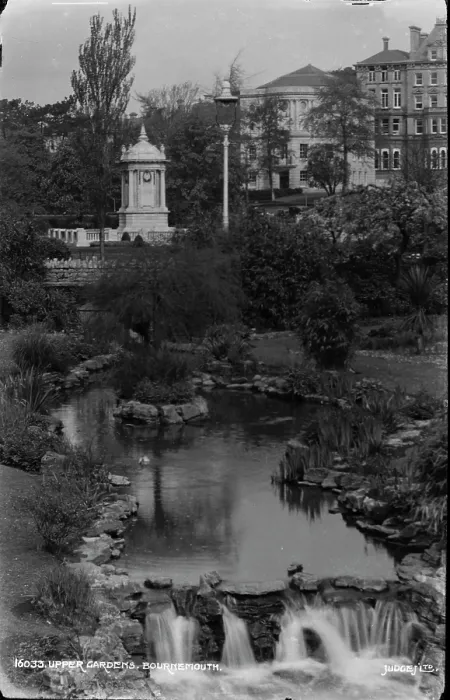 Framed Print : Upper Gardens in Bournemouth Framed Print : Upper Gardens in Bournemouth