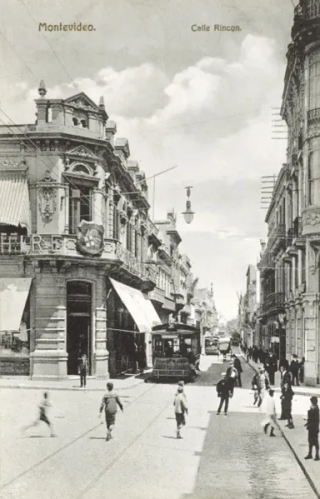 Framed Print : Uruguay - Montevideo, Calle Rincon Framed Print : Uruguay - Montevideo, Calle Rincon