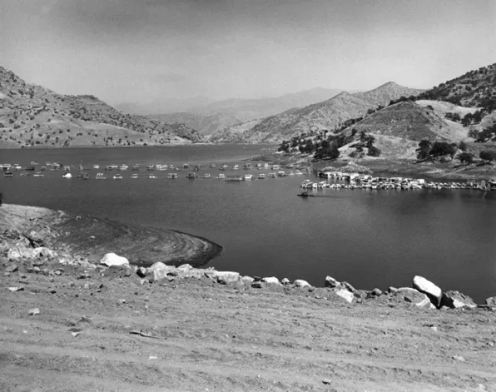 Framed Print : USA / Lake Kaweah Framed Print : USA / Lake Kaweah