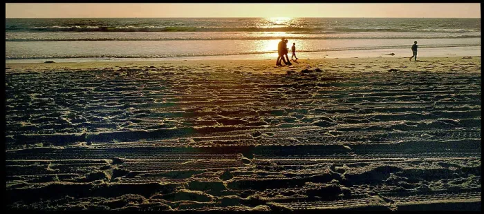 Framed Print : USA - Trye marks on Santa Monica beach California Framed Print : USA - Trye marks on Santa Monica beach California