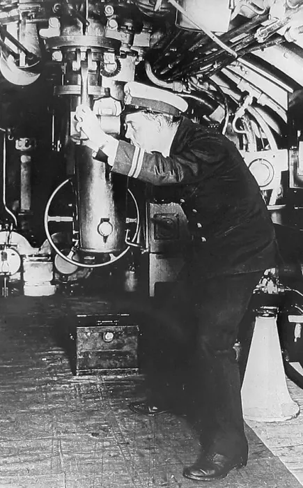 Framed Print : Using the periscope in a British submarine probably 1930s Framed Print : Using the periscope in a British submarine probably 1930s