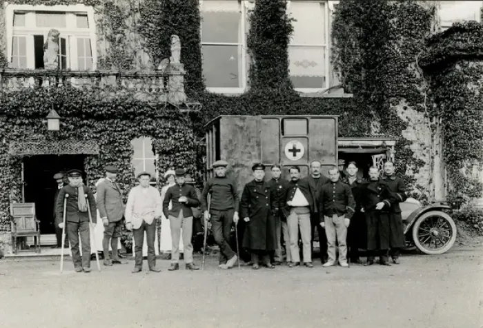 Framed Print : VAD Ambulance & Patients, Quex Park Framed Print : VAD Ambulance & Patients, Quex Park
