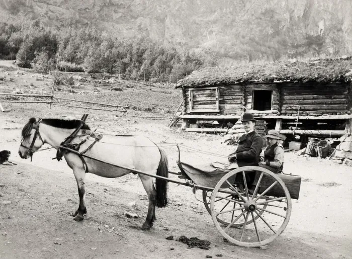 Framed Print : Valders, Norway, pony and trap Framed Print : Valders, Norway, pony and trap