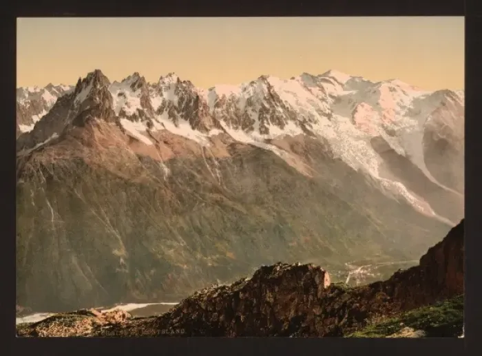 Framed Print : The valley of Chamonix from the Aiguille du Floria, Chamonix Framed Print : The valley of Chamonix from the Aiguille du Floria, Chamonix