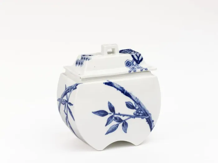Framed Print : Variety sugar bowl and lid Framed Print : Variety sugar bowl and lid