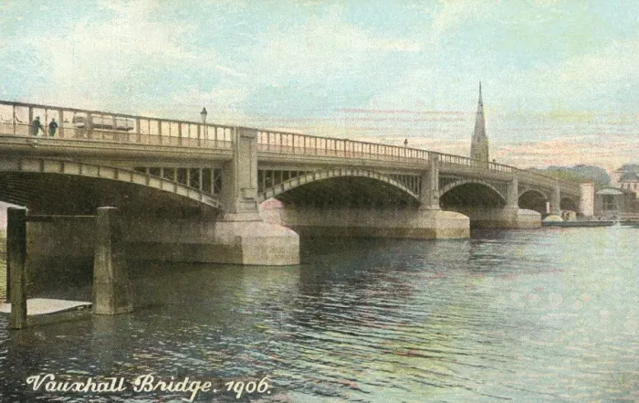 Framed Print : VAUXHALL BRIDGE 1906 Framed Print : VAUXHALL BRIDGE 1906