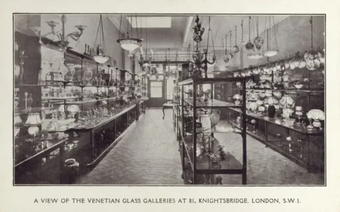 Framed Print : Venetian Glass Galleries - Knightsbridge, London Framed Print : Venetian Glass Galleries - Knightsbridge, London