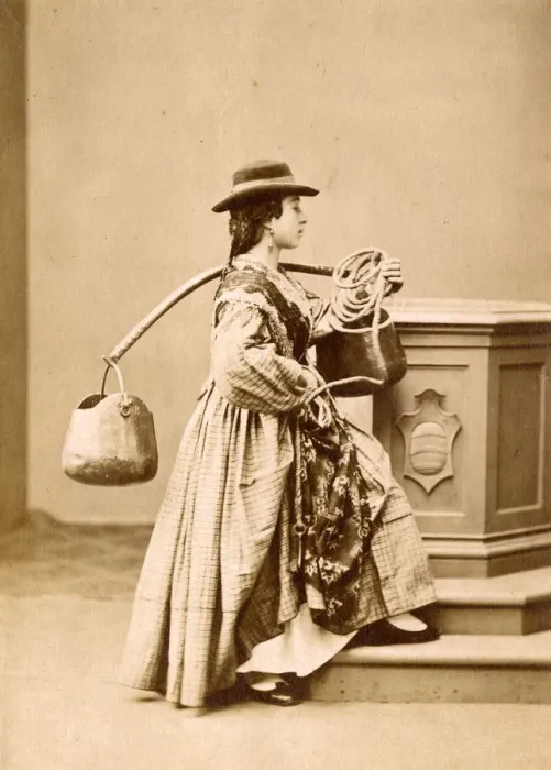 Framed Print : VENETIAN WATER CARRIER Framed Print : VENETIAN WATER CARRIER