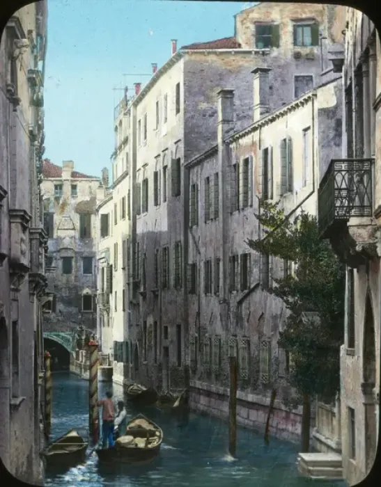 Framed Print : Venice, Italy - Canal Scene Framed Print : Venice, Italy - Canal Scene