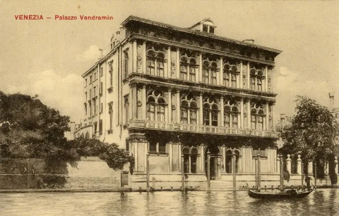 Framed Print : Venice, Italy - Palazzo Vendramin Framed Print : Venice, Italy - Palazzo Vendramin