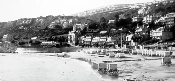 Framed Print : Ventnor beach, Isle of Wight Framed Print : Ventnor beach, Isle of Wight