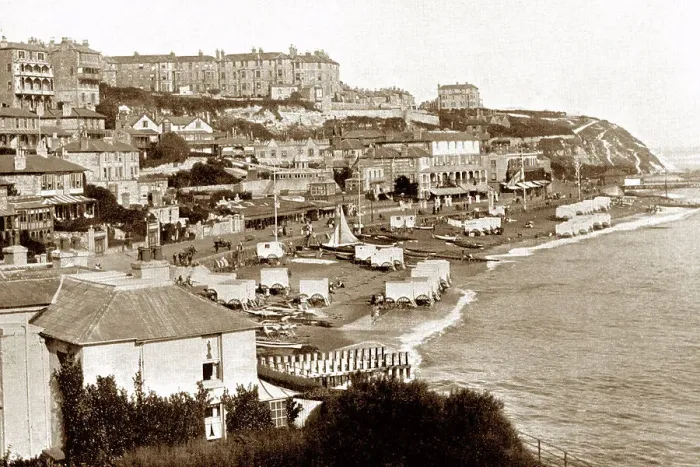 Framed Print : Ventnor, Isle of Wight, early 1900s Framed Print : Ventnor, Isle of Wight, early 1900s