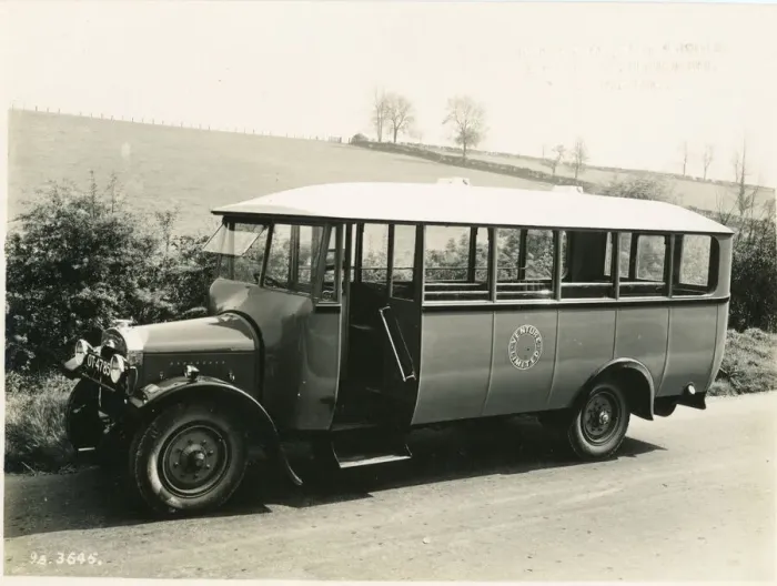 Framed Print : Venture Ltd A2 long bus, Wadham Framed Print : Venture Ltd A2 long bus, Wadham