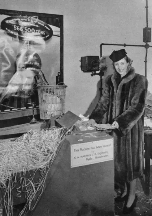 Framed Print : Vera Lynn shredding her fan mail for the war effort Framed Print : Vera Lynn shredding her fan mail for the war effort