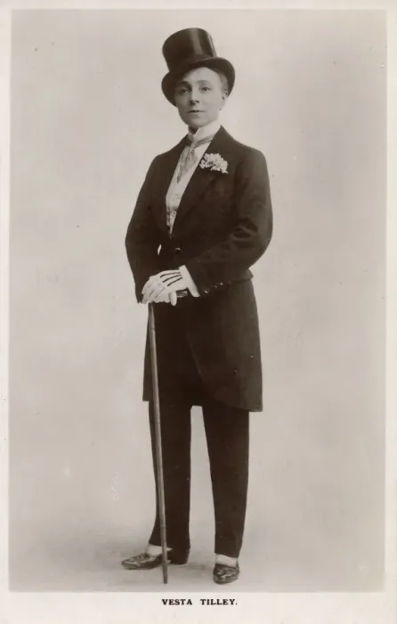 Framed Print : Vesta Tilley music hall male impersonator 1864-1952 Framed Print : Vesta Tilley music hall male impersonator 1864-1952