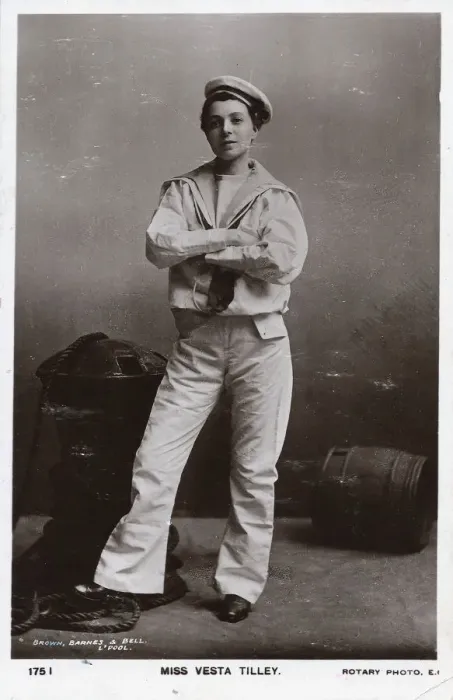 Framed Print : Vesta Tilley music hall male impersonator 1864-1952 Framed Print : Vesta Tilley music hall male impersonator 1864-1952