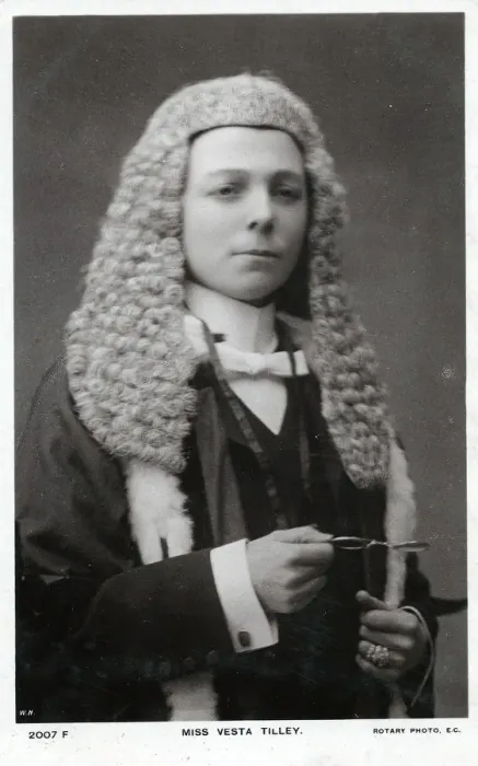 Framed Print : Vesta Tilley music hall male impersonator 1864-1952 Framed Print : Vesta Tilley music hall male impersonator 1864-1952