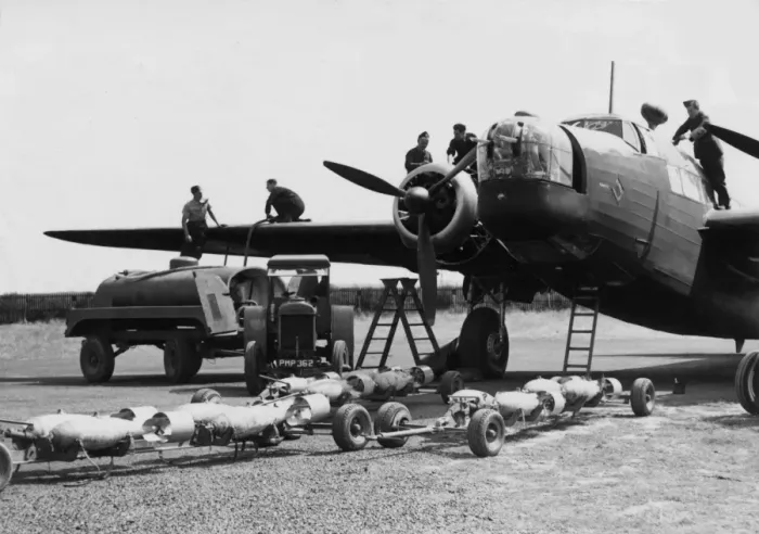 Framed Print : Vickers 415 Wellington IC pre-flight Framed Print : Vickers 415 Wellington IC pre-flight