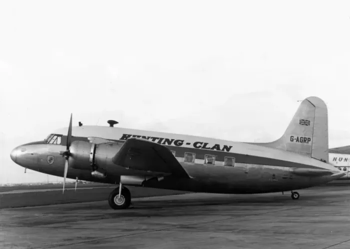 Framed Print : Vickers 493 Viking 1A (side view, on the ground)-Huntin Framed Print : Vickers 493 Viking 1A (side view, on the ground)-Huntin