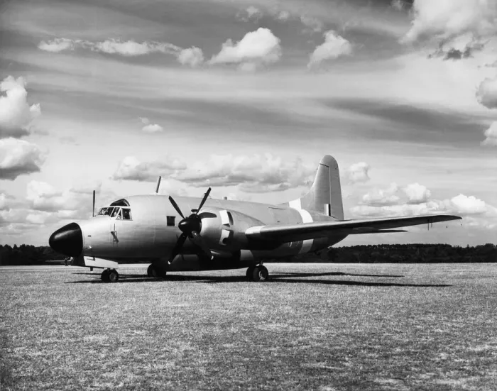 Framed Print : Vickers 668 Varsity T-1