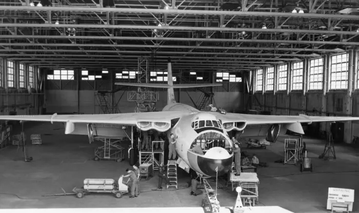 Framed Print : Vickers Valiant Framed Print : Vickers Valiant