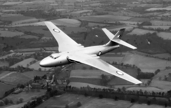 Framed Print : Vickers Valiant 2nd prototype WB215 Framed Print : Vickers Valiant 2nd prototype WB215