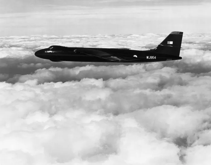 Framed Print : Vickers Valiant B-2 Pathfinder Framed Print : Vickers Valiant B-2 Pathfinder