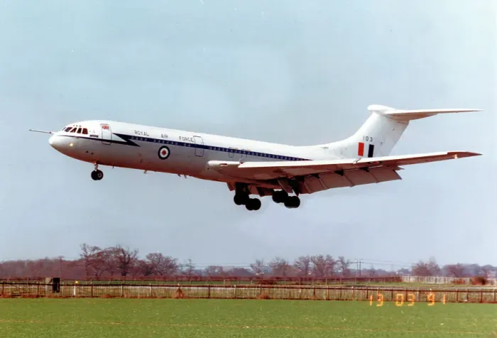 Framed Print : Vickers VC10 C. 1 XV103 Framed Print : Vickers VC10 C. 1 XV103