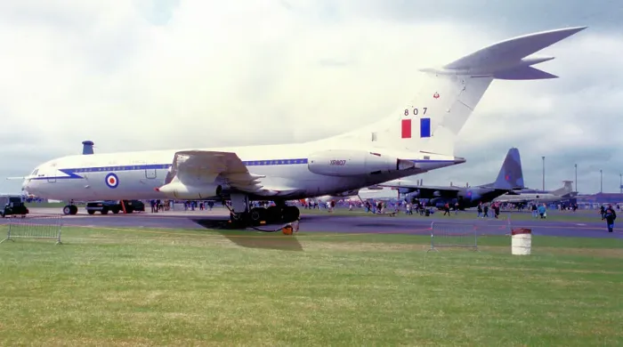 Framed Print : Vickers VC10 C. 1K XR807 Framed Print : Vickers VC10 C. 1K XR807